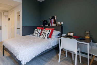 Bronze Studio - Image 2